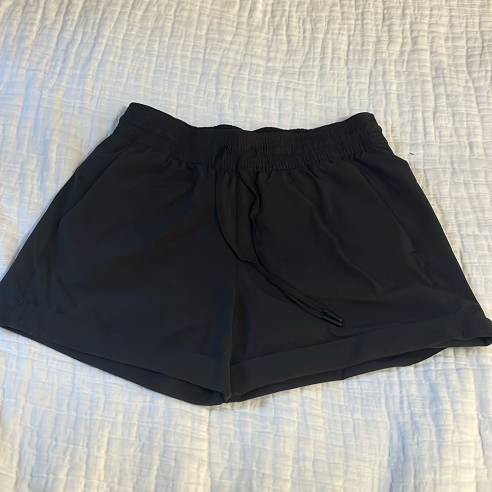 Lululemon Athletica On the Fly Shorts Black
